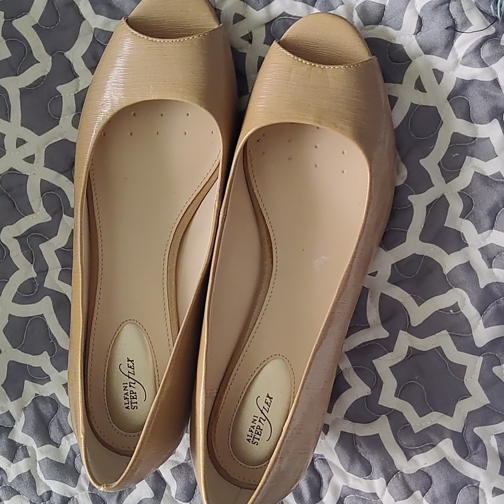 Alfani step n  flex peep toe wedges